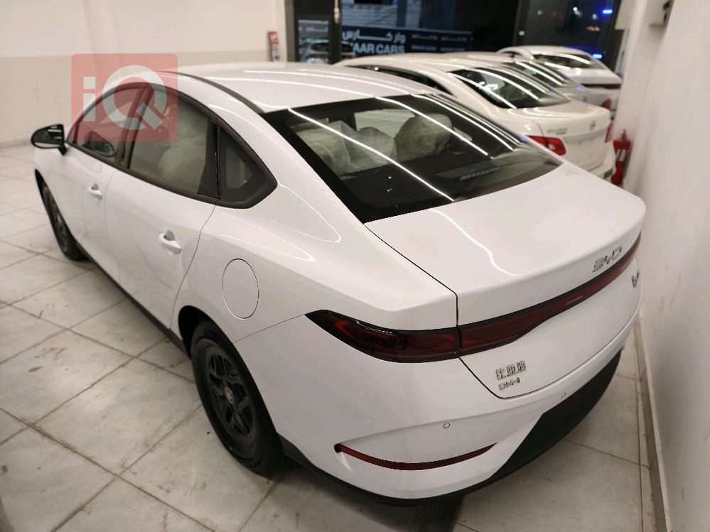 بي واي دي Qin Plus